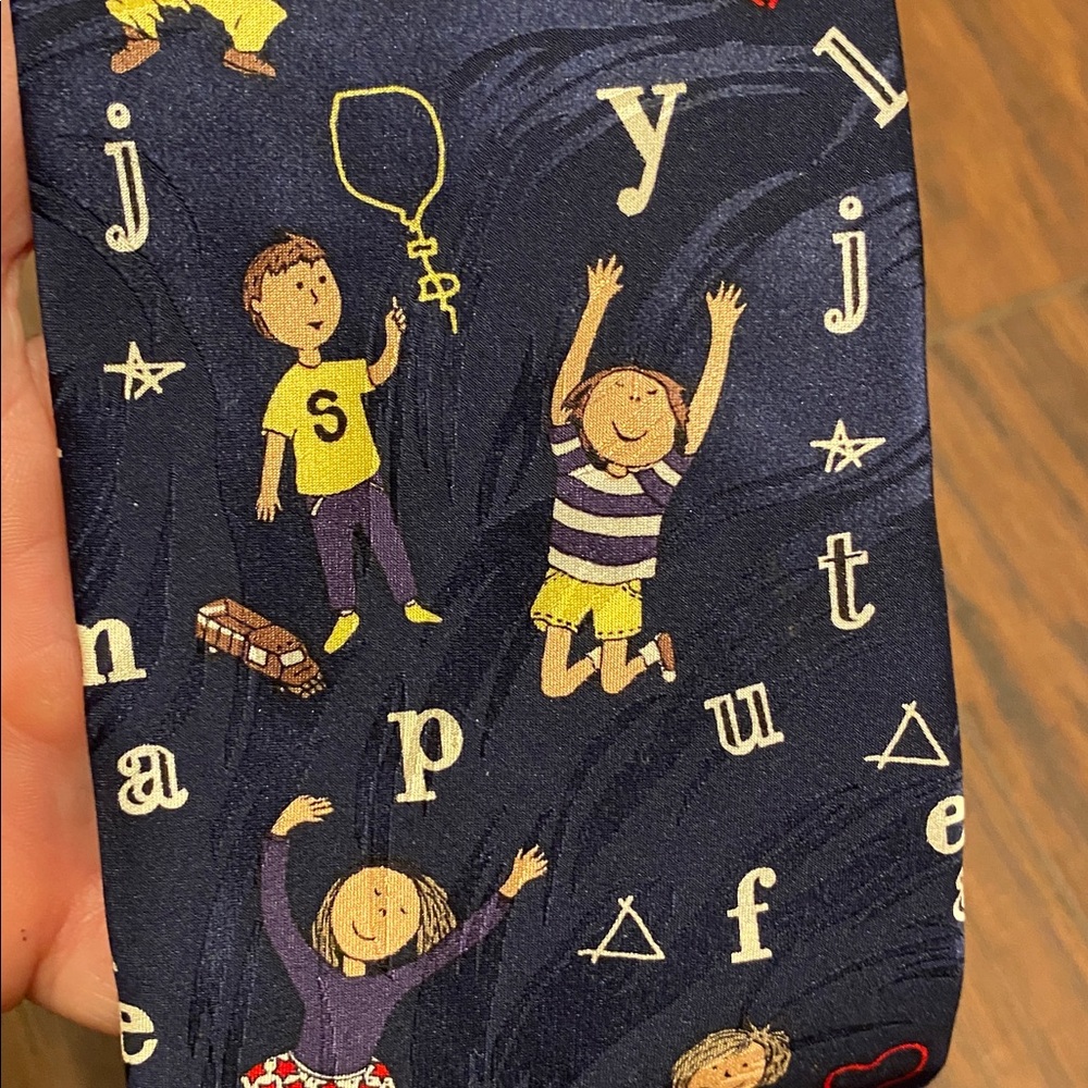 Museum Artifacts Vintage Alphabet &
Character Silk Tie